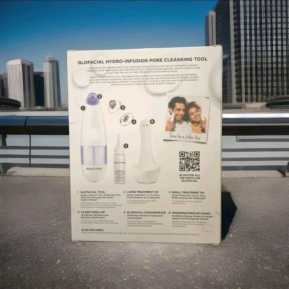 BeautyBio GLOfacial Hydro-Infusion Pore Cleansing + Blue LED Clarifying Tool